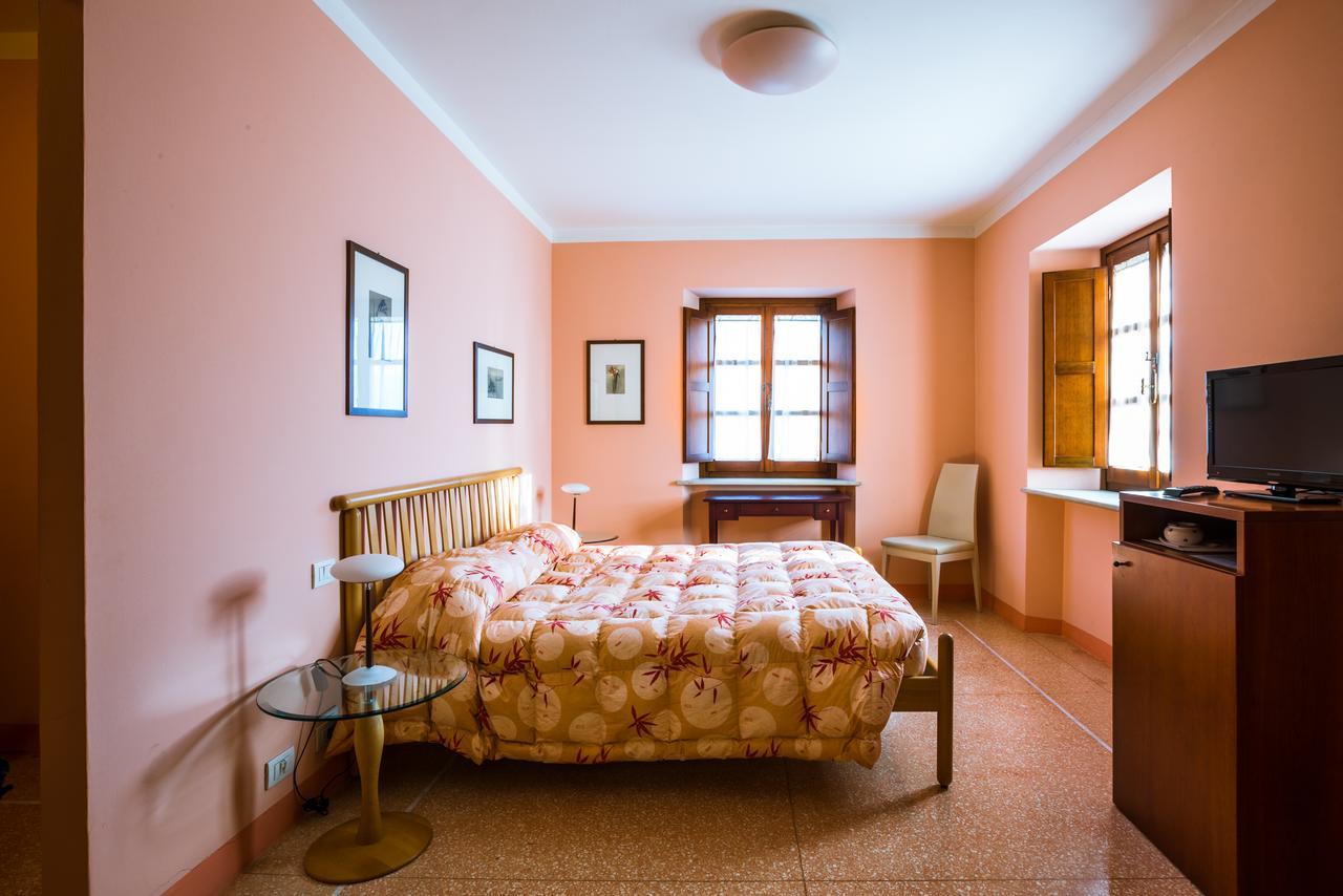 Locanda Da Ciacci Petriano 外观 照片
